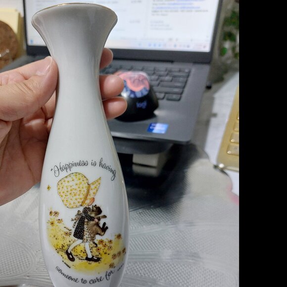 Holly Hobbie Genuine Porcelain Set Small Vase Decor Mini Jewelry Organizer Plate - Picture 5 of 15